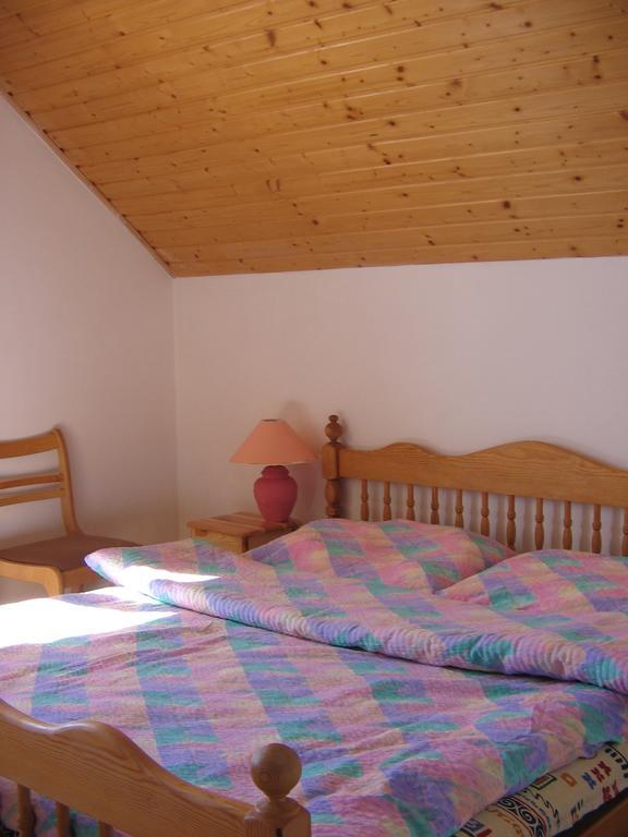 Dom Pod Czarnym Bocianem Homestay